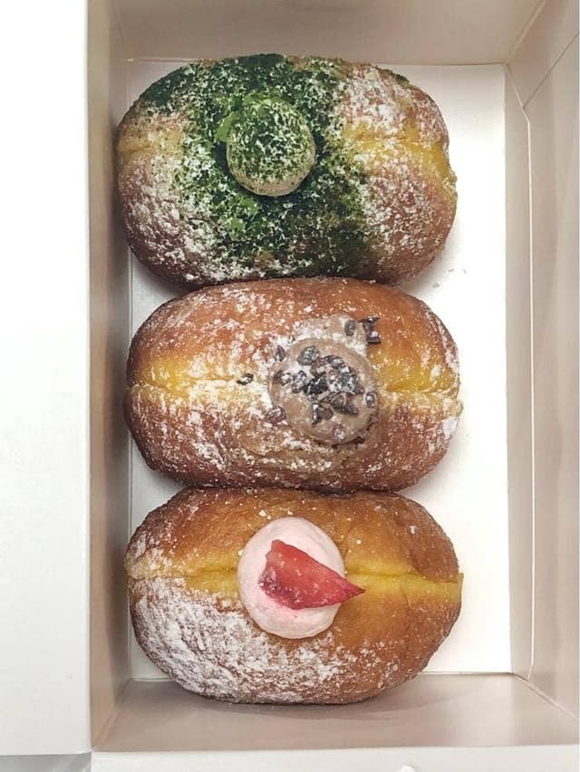 UNI DONUTS 横浜ベイクォーター - サブ画像1