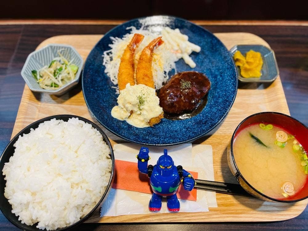 りとは食堂