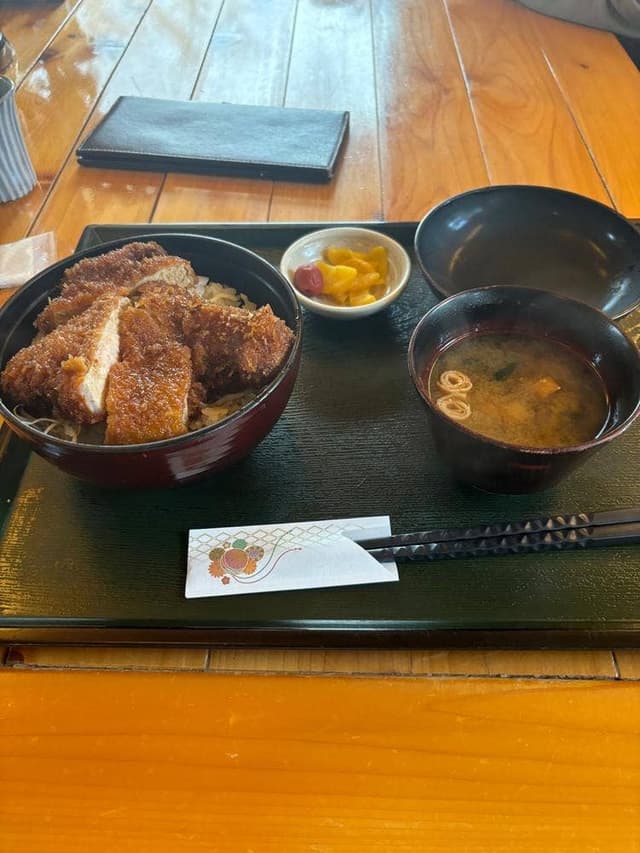 青い塔 - サブ画像1