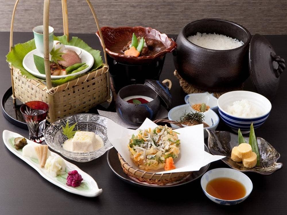 和食 穂