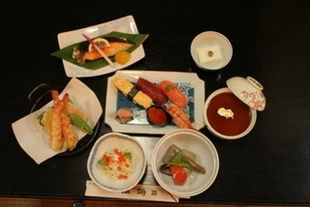 鮨・割烹 吉銀