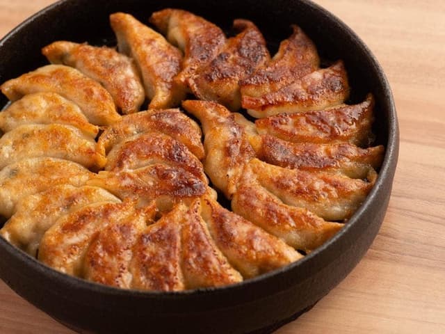 博多鉄なべ無限餃子 - サブ画像3