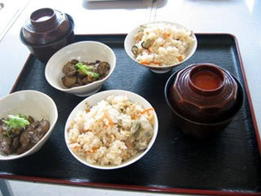 山安水産