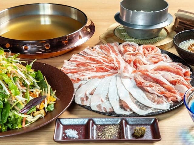 アグー豚しゃぶしゃぶ 壽々 本店 - サブ画像1