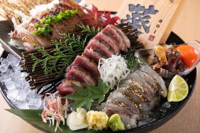 藁焼きと水炊き 葵 - サブ画像1