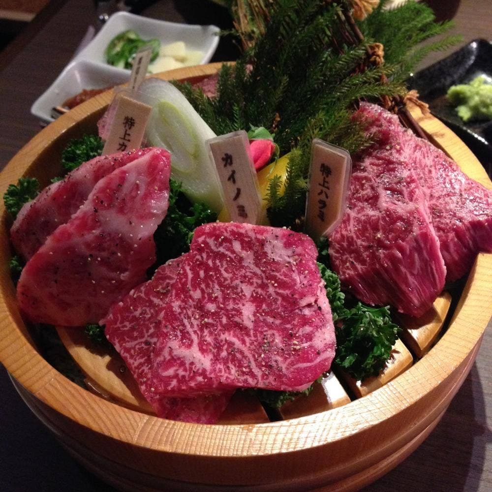 蒲田路地裏焼肉 肉の頂