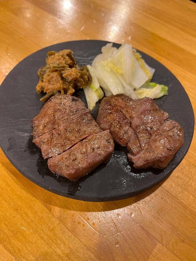 牛タンいろ葉 歌舞伎町レッドのれん街 - サブ画像1
