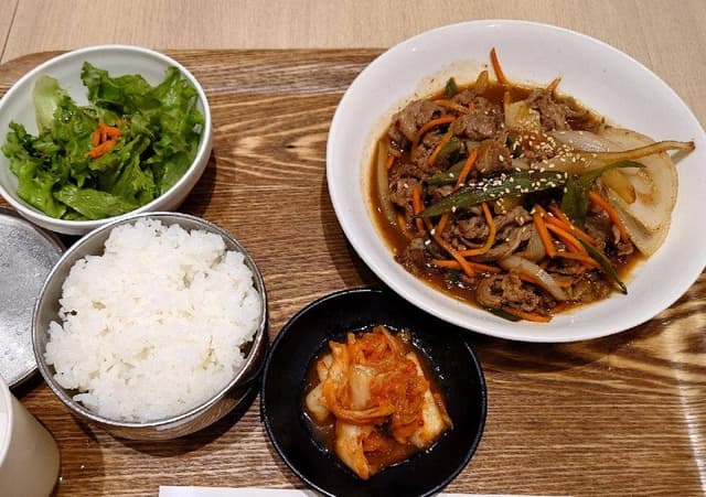 コリアンダイニング白雲台 - サブ画像1