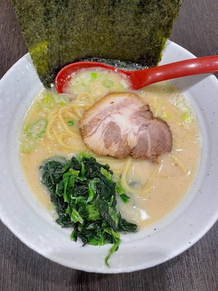 ゴル麺。 野毛店