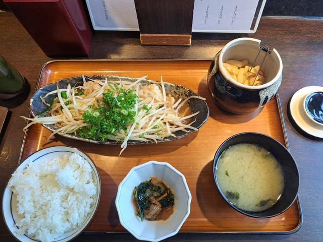 博多もつ鍋 幸 とりもつえん KITTE丸の内店 - サブ画像1