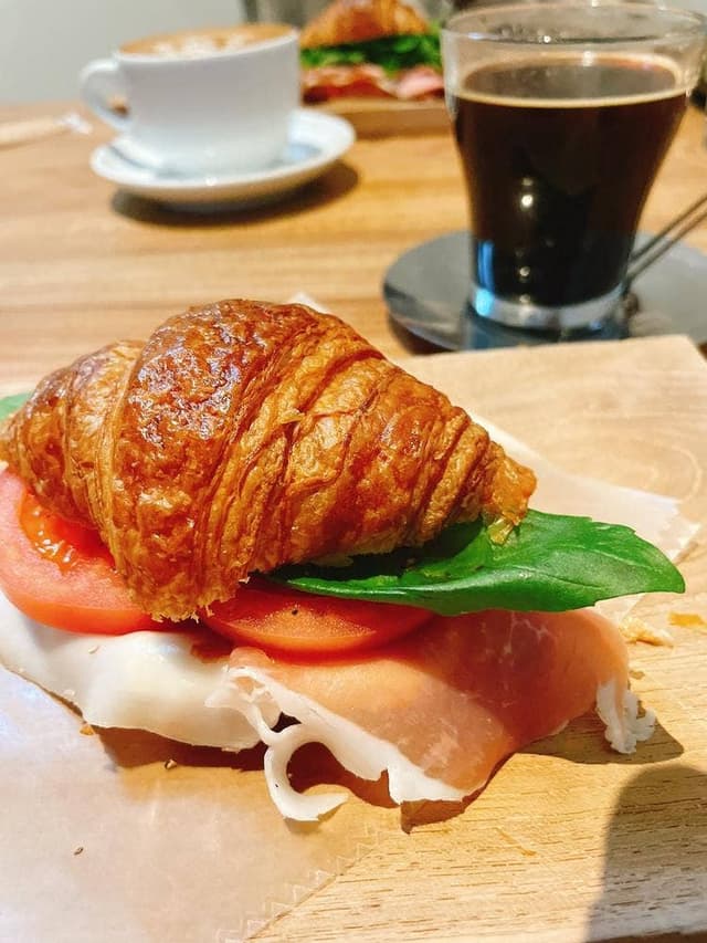 Angolo CAFFE - サブ画像1