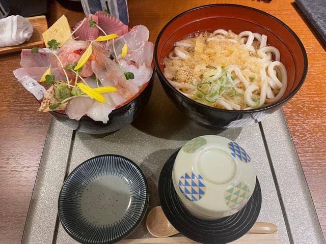 蟹風船 山下横浜公園店 - サブ画像2