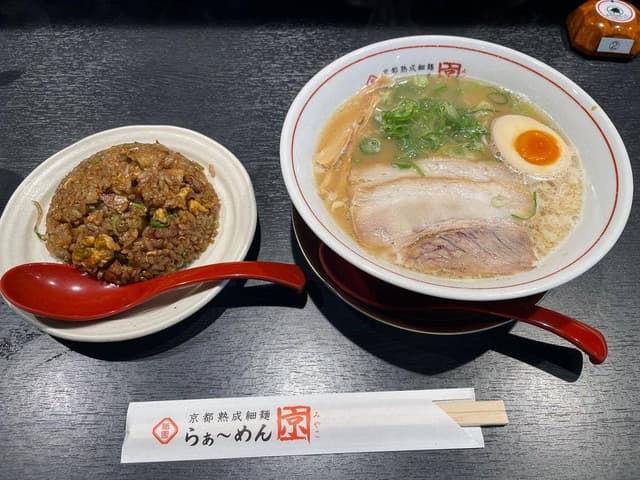 らぁ〜めん京 奈良外川店 - サブ画像1