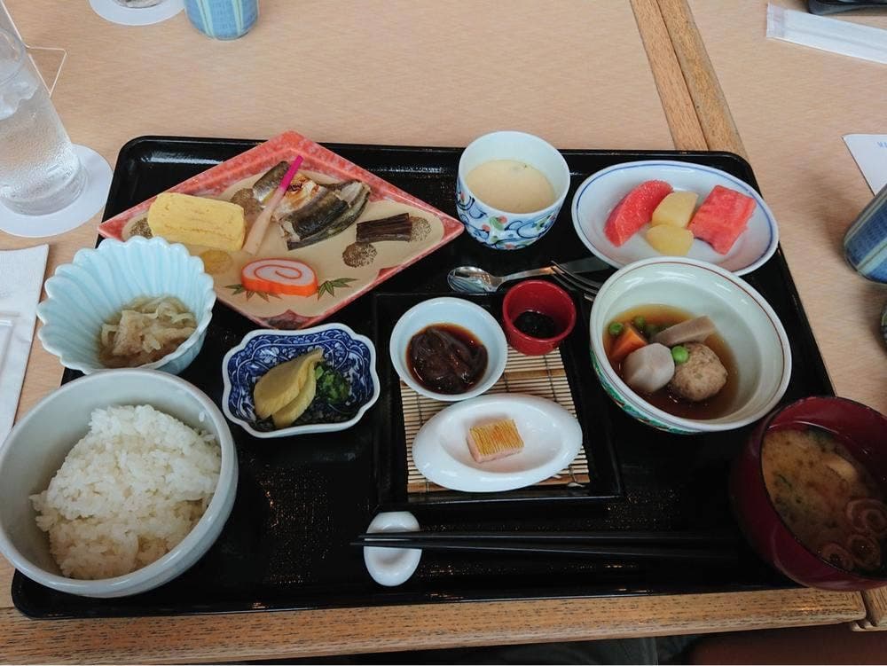 カフェ・イン・ザ・パーク ANAクラウンプラザホテル富山