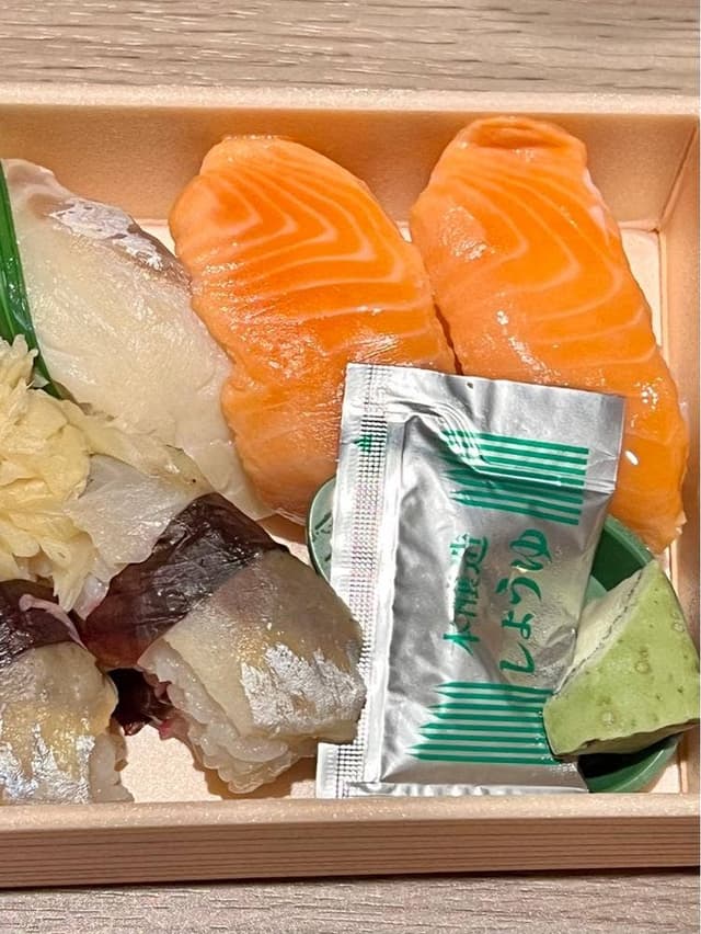 桃中軒 沼津駅南口改札横売店 - サブ画像3