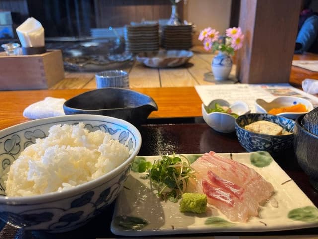 大洲炉端 油屋 - サブ画像1