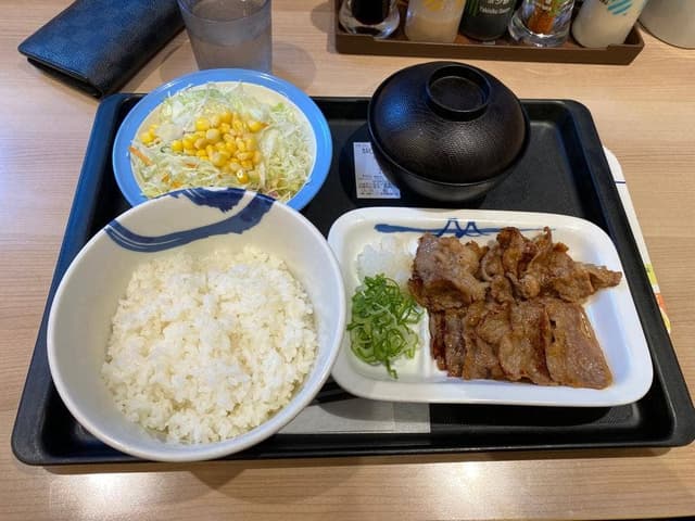 松屋 新宿靖国通り店 - サブ画像1
