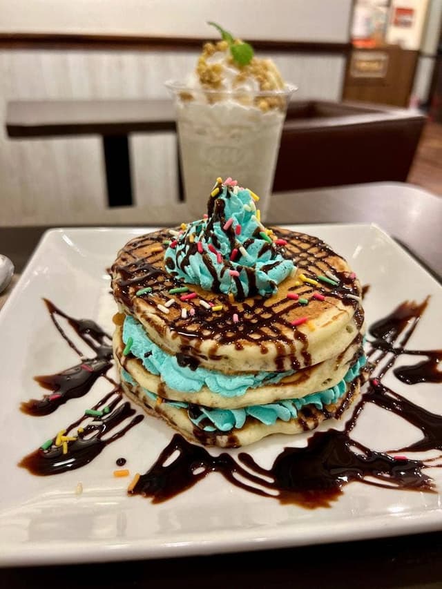 A&W Plus Cafe プラザハウス店 - サブ画像1