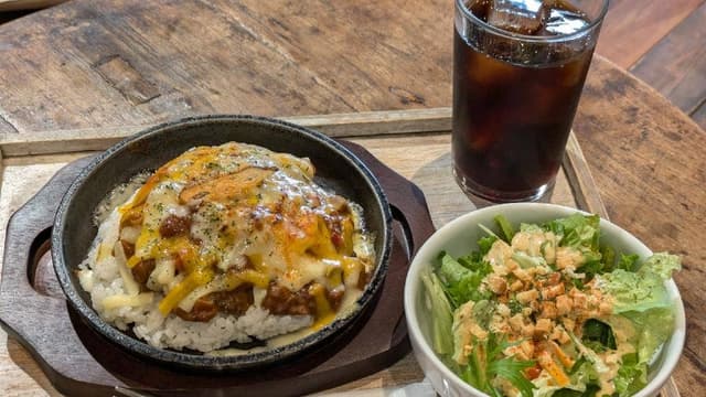 ピット21カフェ - サブ画像1