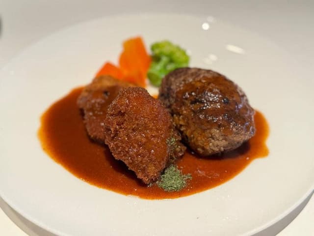 洋食黒毛和牛肉料理 びもん - サブ画像3