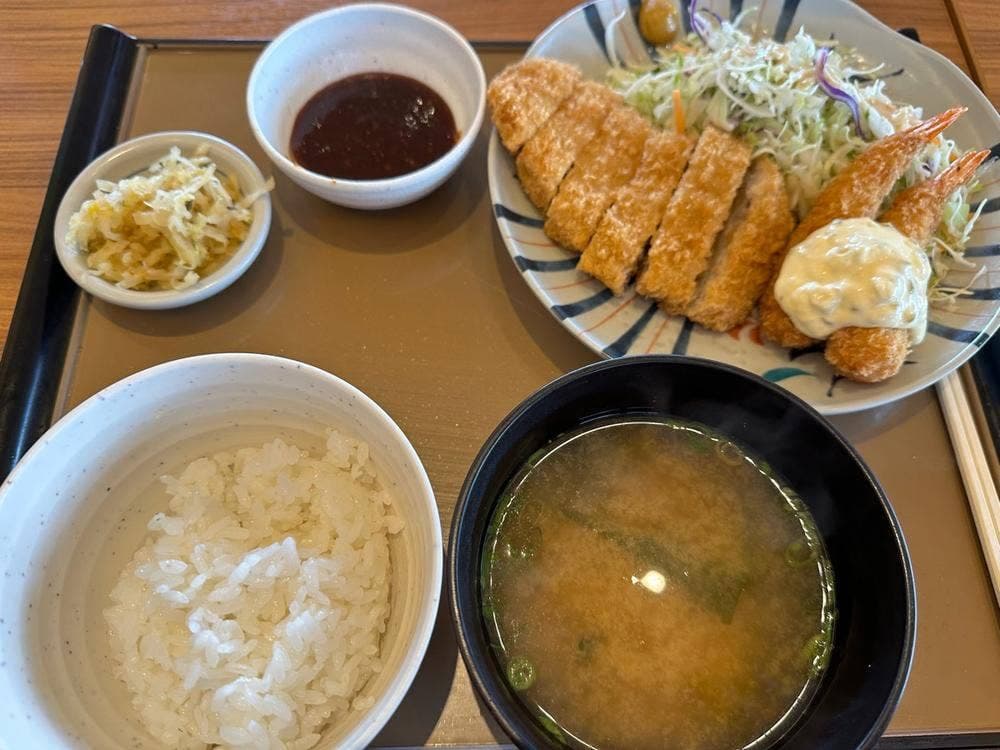 やよい軒 亀貝店