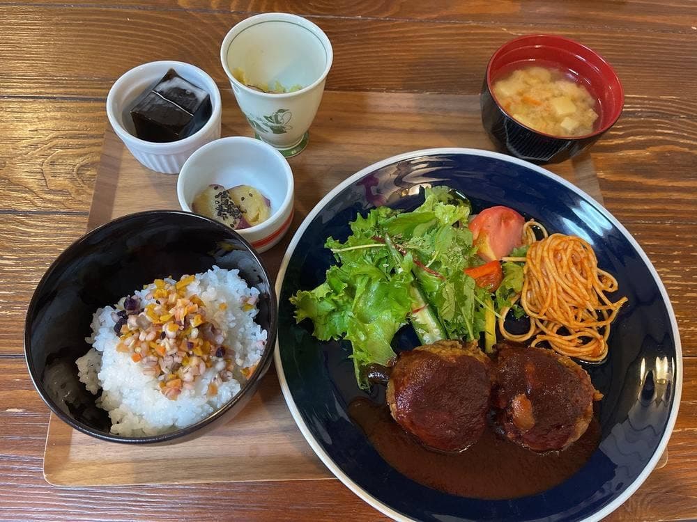 ヒミツキチ HIDEKICHI