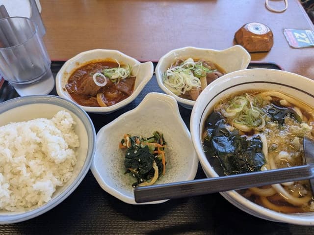 山田うどん 松戸八柱店 - サブ画像1