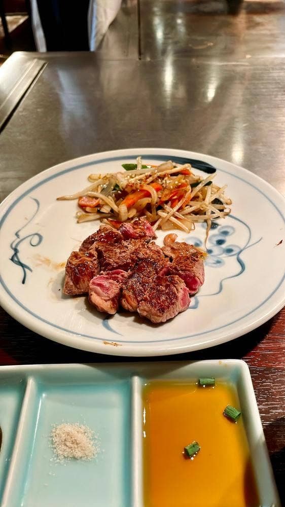 鉄板焼きステーキ&海鮮 アリババ - サブ画像1