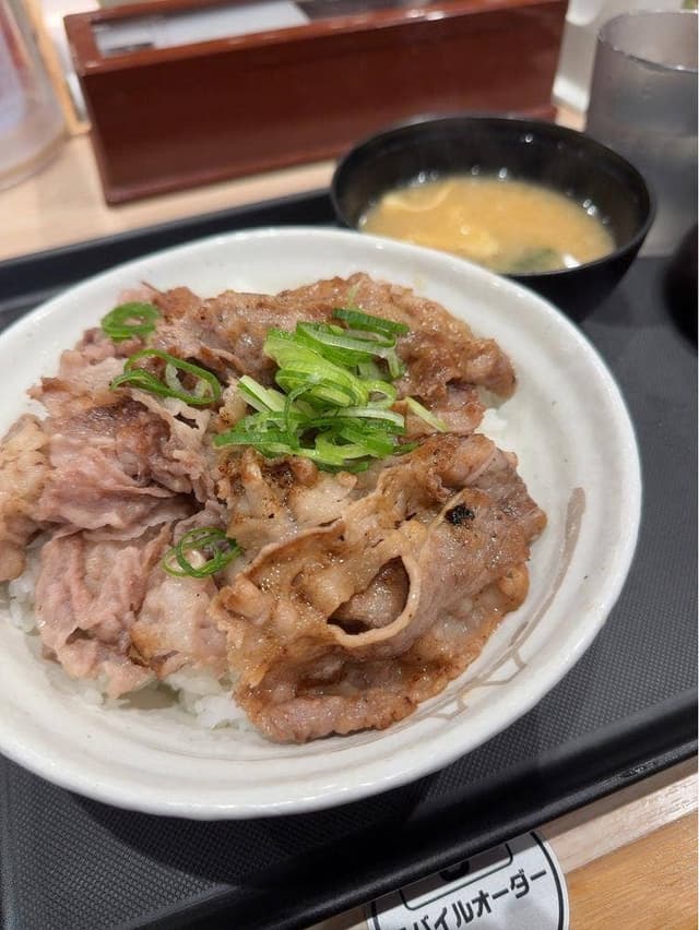 松屋 新宿二丁目店 - サブ画像1