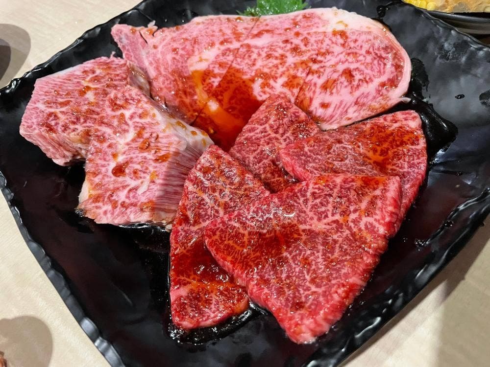 炭火焼肉 寿門