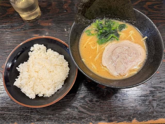横浜家系ラーメン 一蓮家 - サブ画像3