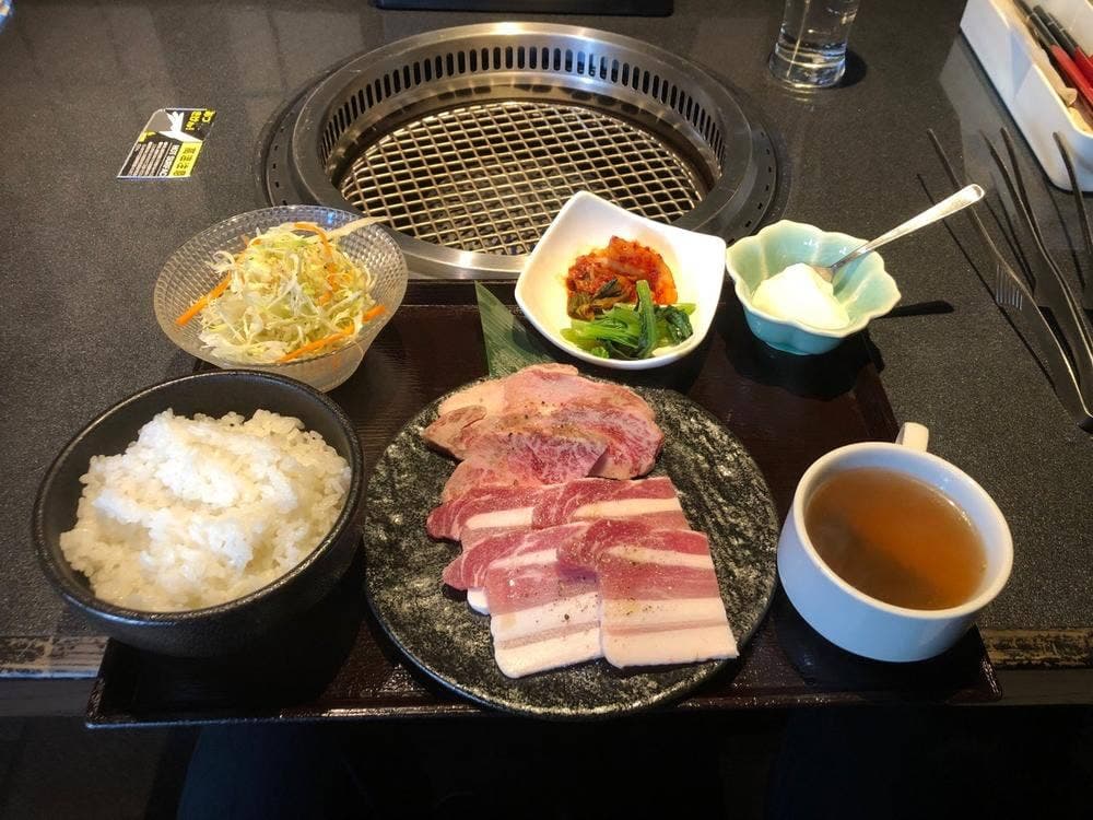 焼肉うし