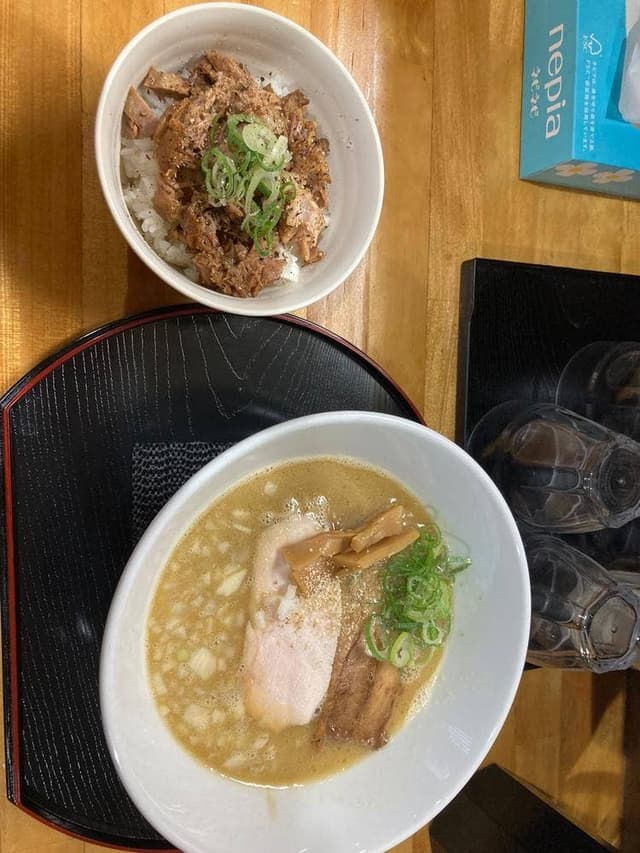 キラメキノトリ 名神豊中インター店 - サブ画像3