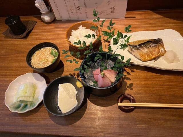 さかな料理 ろっこん 大阪北新地店 - サブ画像1