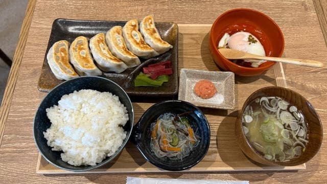 肉汁餃子のダンダダン 中野北口店 - サブ画像1