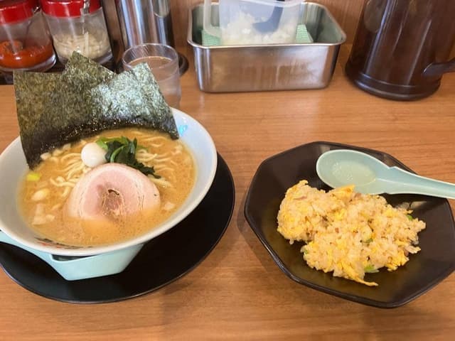 横浜家系ラーメン 町田商店 多治見店 - サブ画像2