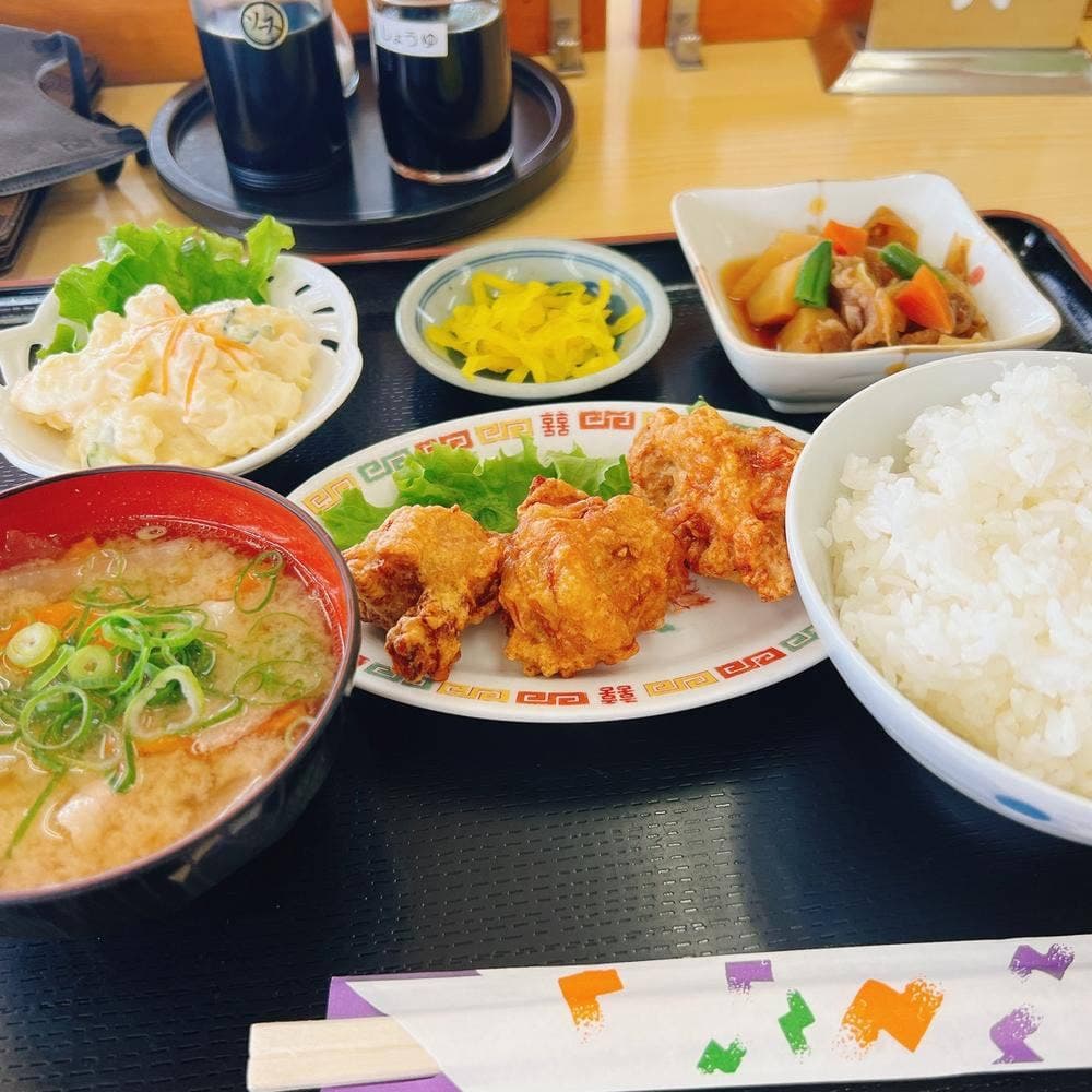 めしや たべよし