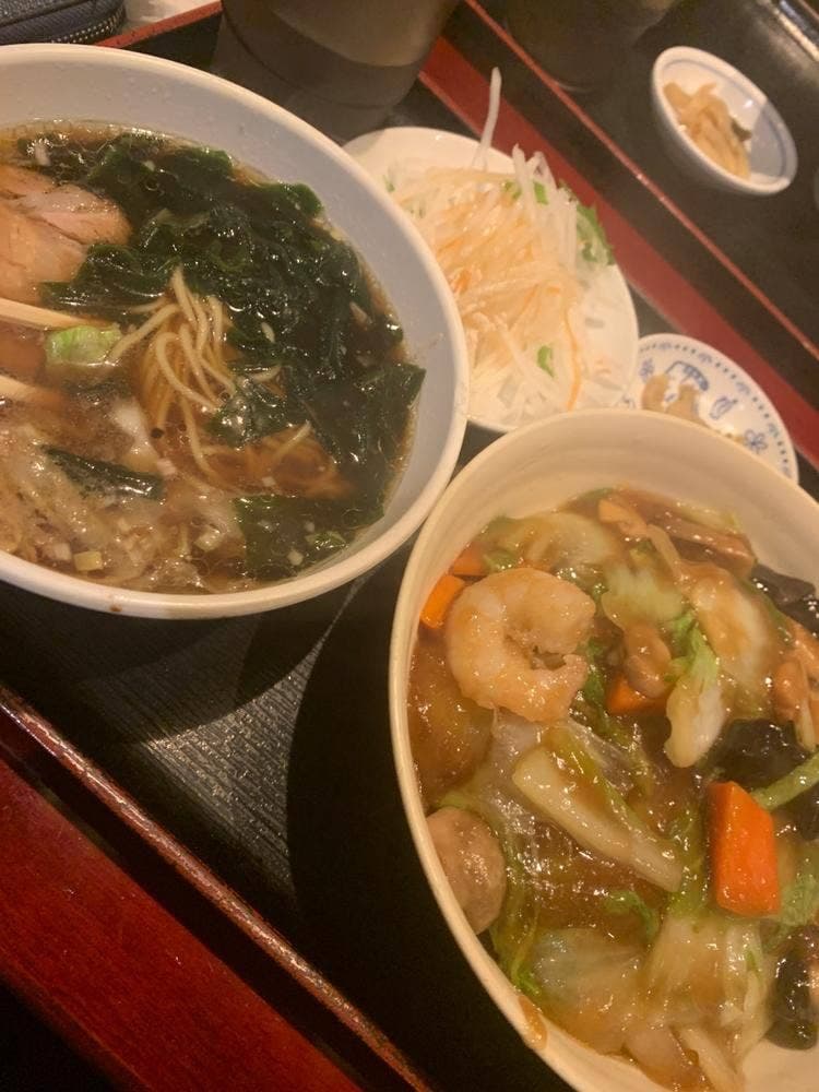 北京飯店 本町店