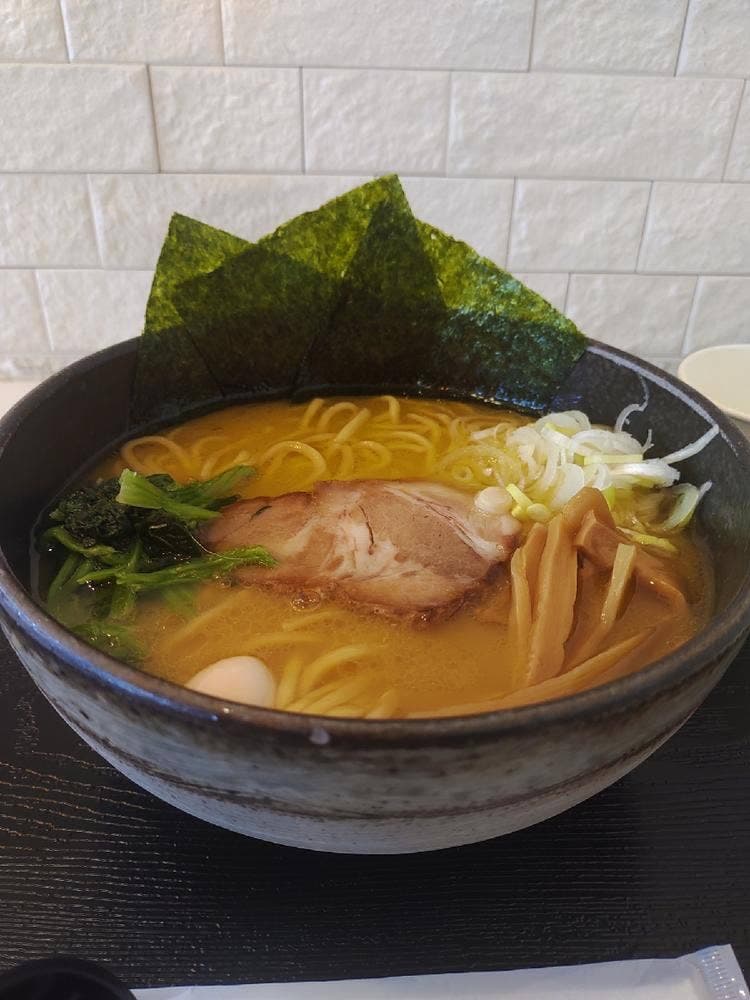 吉祥ラーメン 江の島店