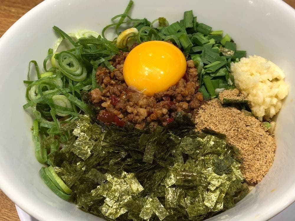 鶏白湯らーめん 台湾まぜそば キラメキノトリ