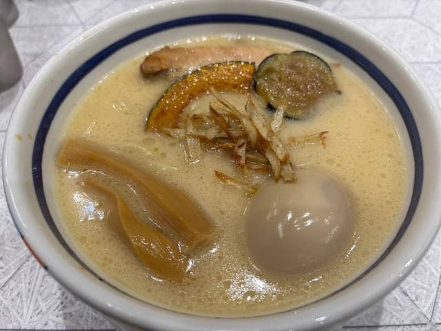 人類みな麺類と日本料理湯木 - サブ画像3