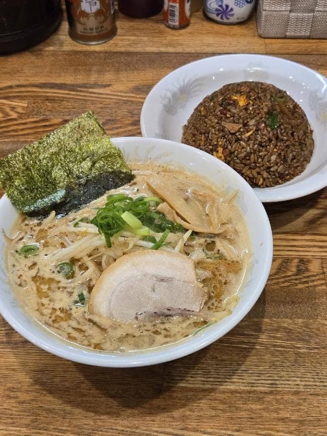 北海道ラーメン ひよこ軒 - サブ画像1