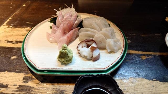 勝浦 よろず萬べぇ SAKE SAKANA - サブ画像2