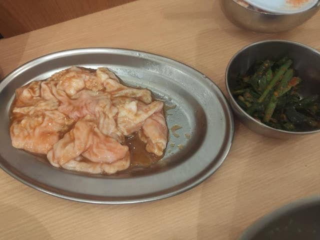 焼肉ホルモン 味楽 - サブ画像1