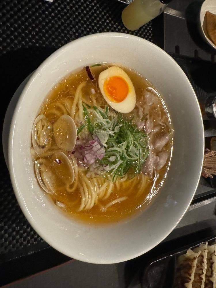 麺処 八貝 日野店