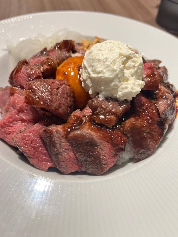 ステーキライスとカレーの店 センタービーフ 新宿三丁目店