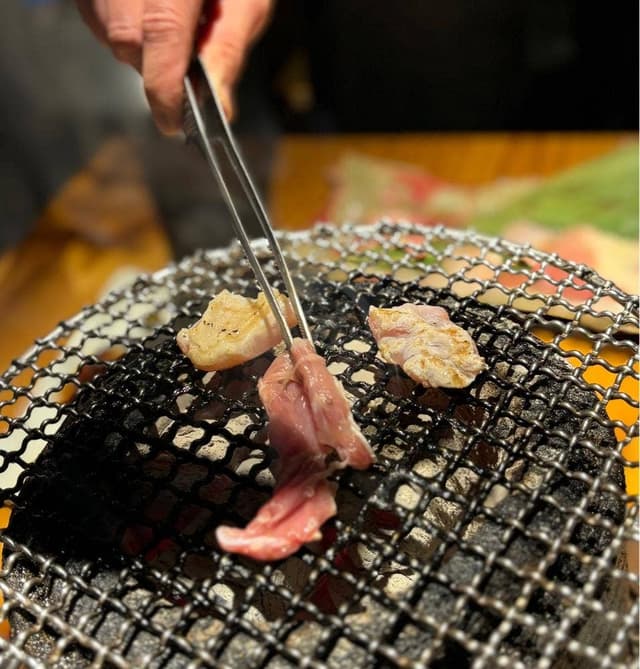 溶岩焼 岩黒 元町店 - サブ画像1