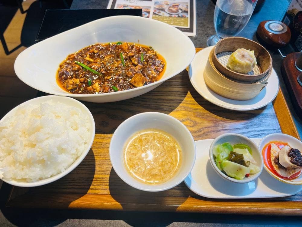 正宗広東私房菜サワダ 梅田エスト店