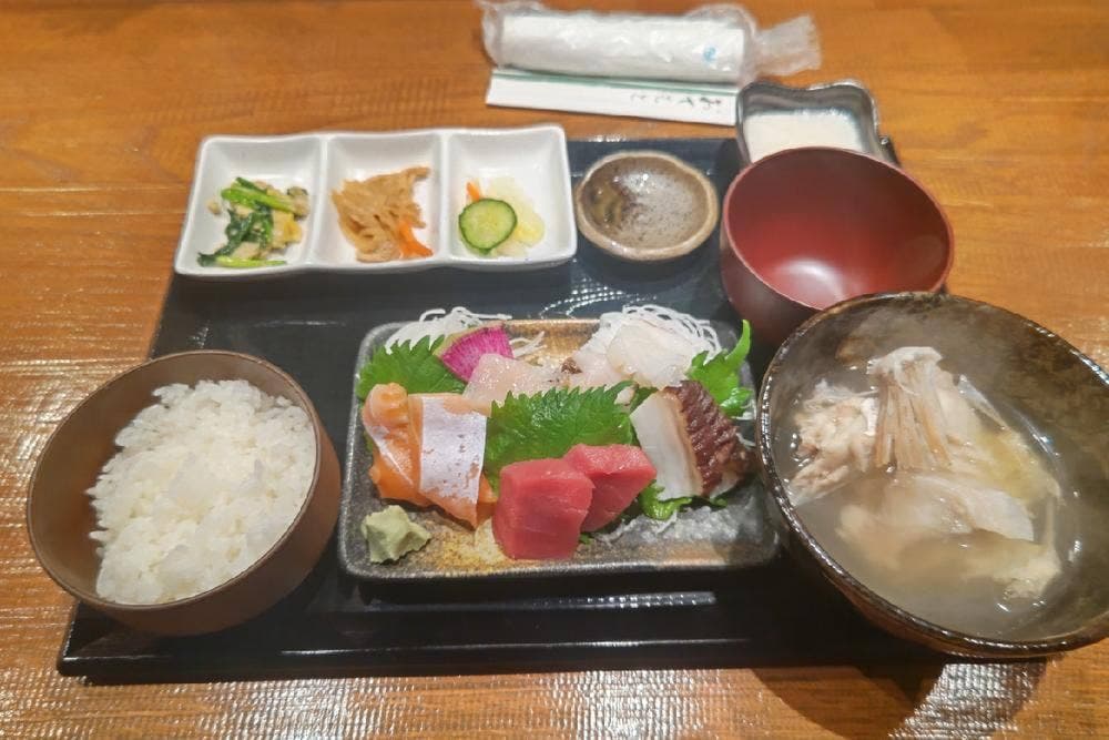 炭焼きびと