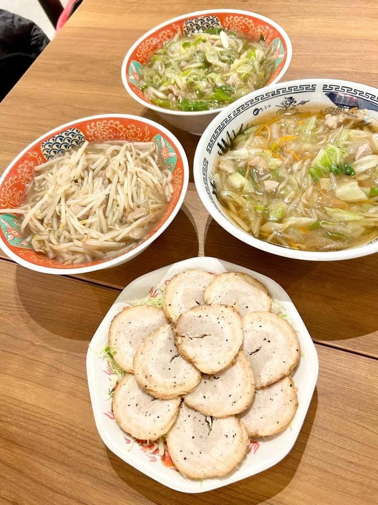 ラーメン食堂 輪島 香華園